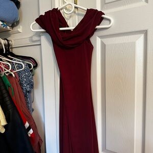 Meshki Elegant Burgundy Evening Dress